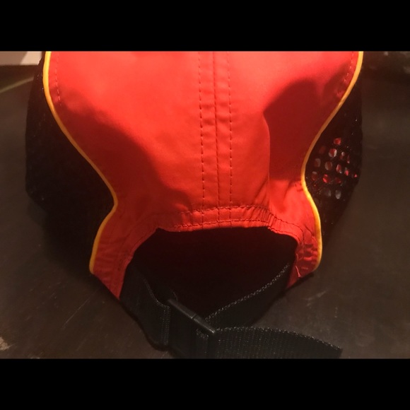 Supreme deadstock hat - Picture 4 of 4